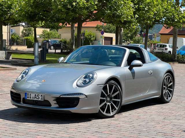 Imagine Porsche 991 Targa 4 PDK *ACC*PDLS*SPORTABGAS*VOLL*