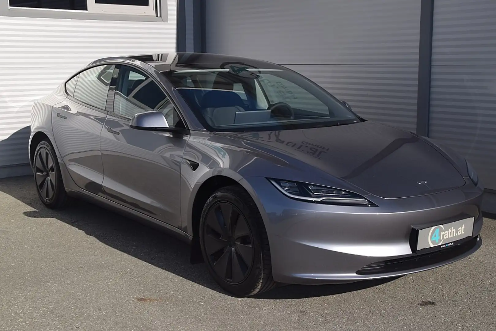 Tesla Model 3 Standard Range / NETTO: 33.317 € Zilver - 2