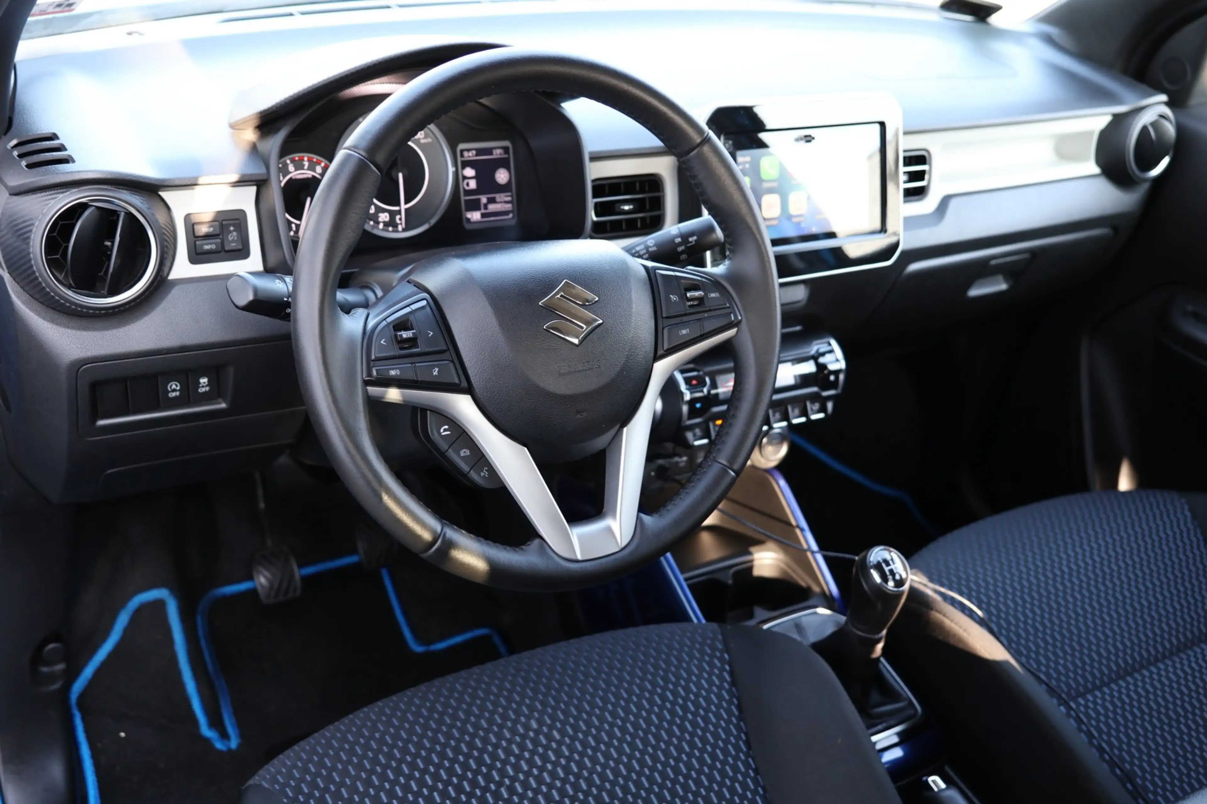 Suzuki Ignis 1.2 Smart Hybrid Stijl Camera Carplay Keyless !! — photo 39