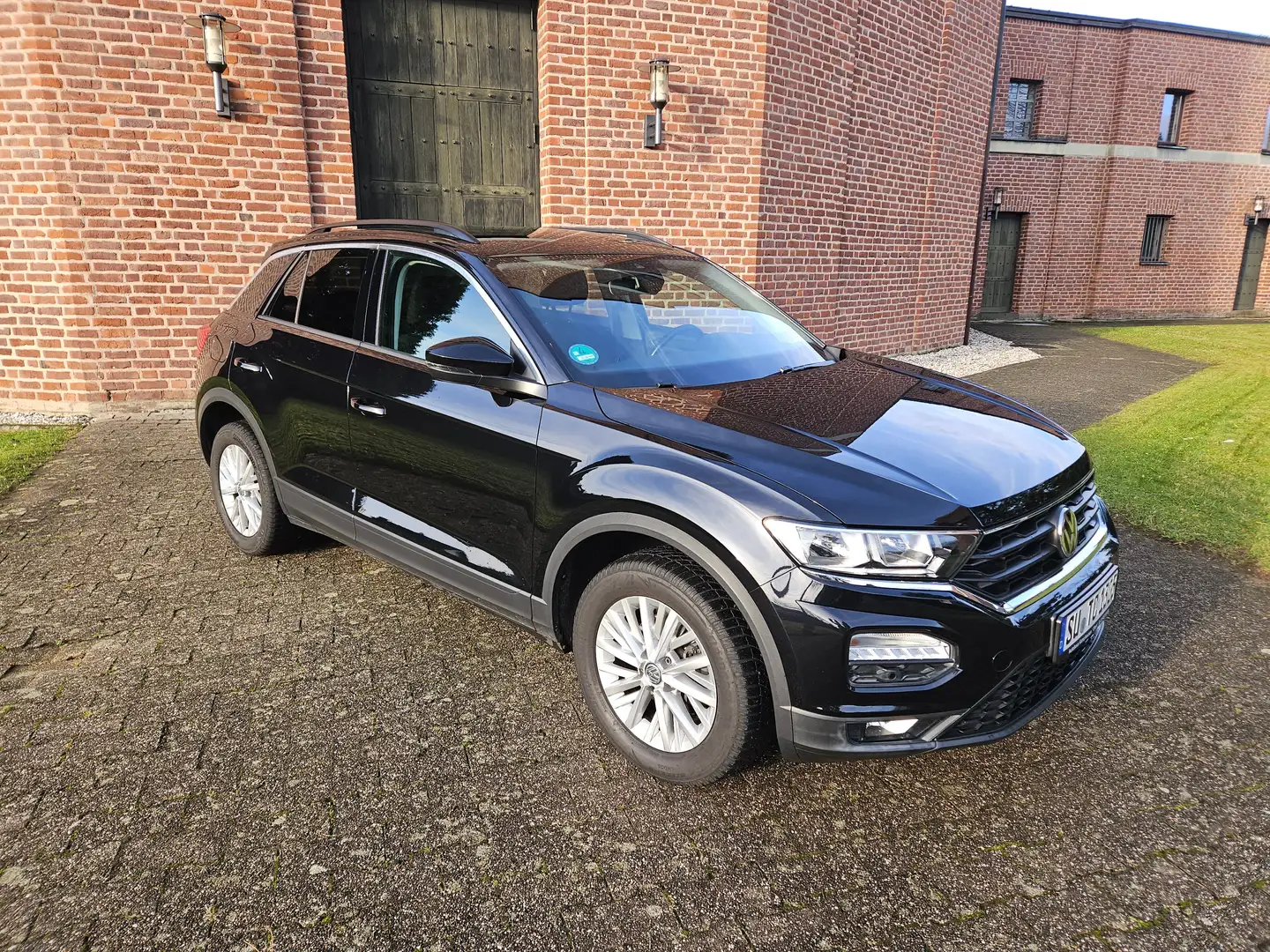 Volkswagen T-Roc 1,0 TSI Style Schwarz - 1