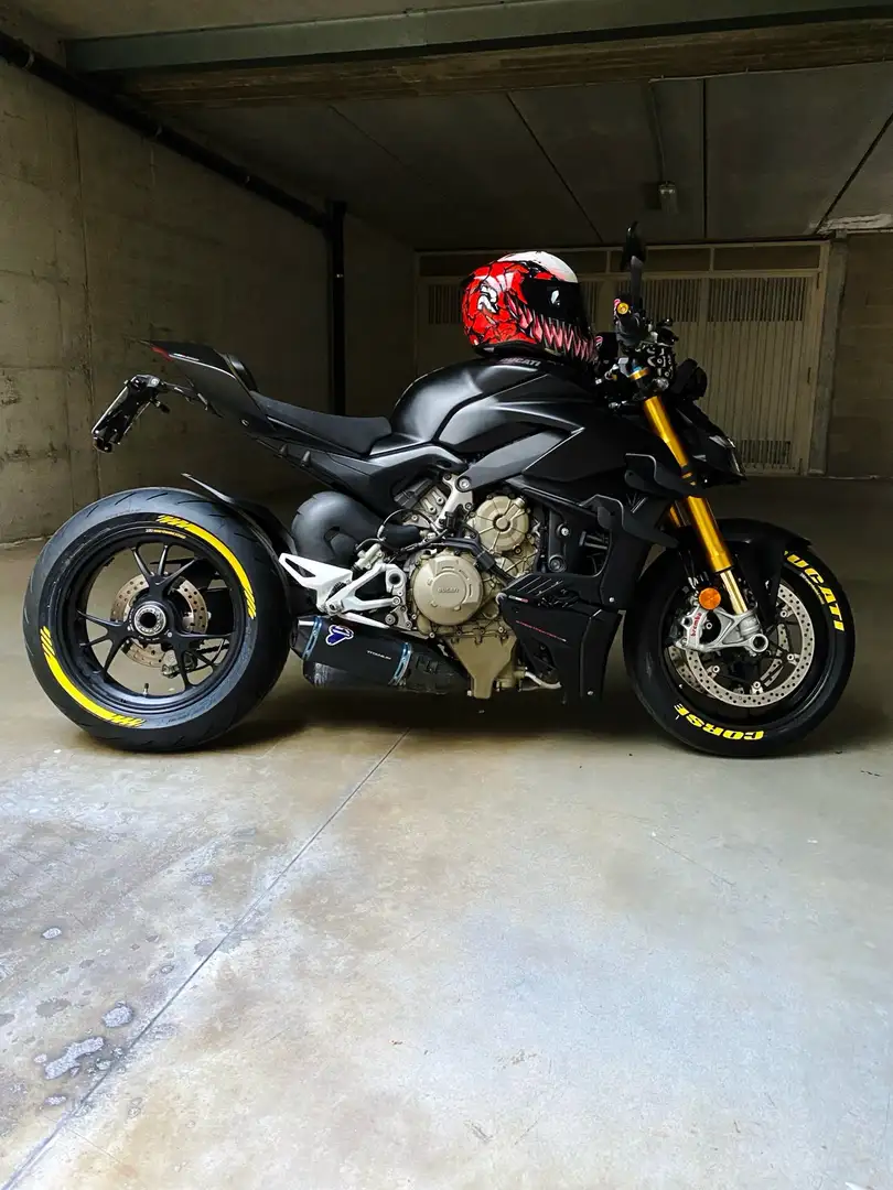 Ducati Streetfighter s - 1