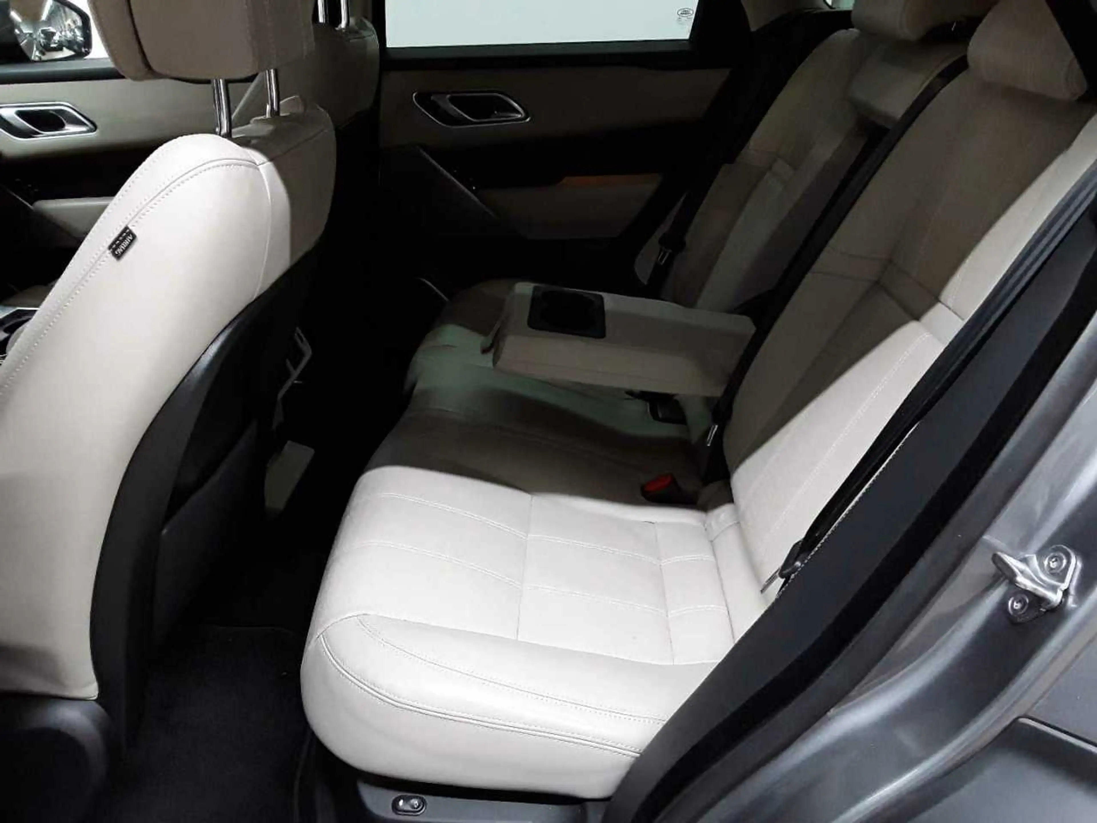 Land Rover Range Rover Velar Range Rover Velar P400e S Navi Pano — photo 13