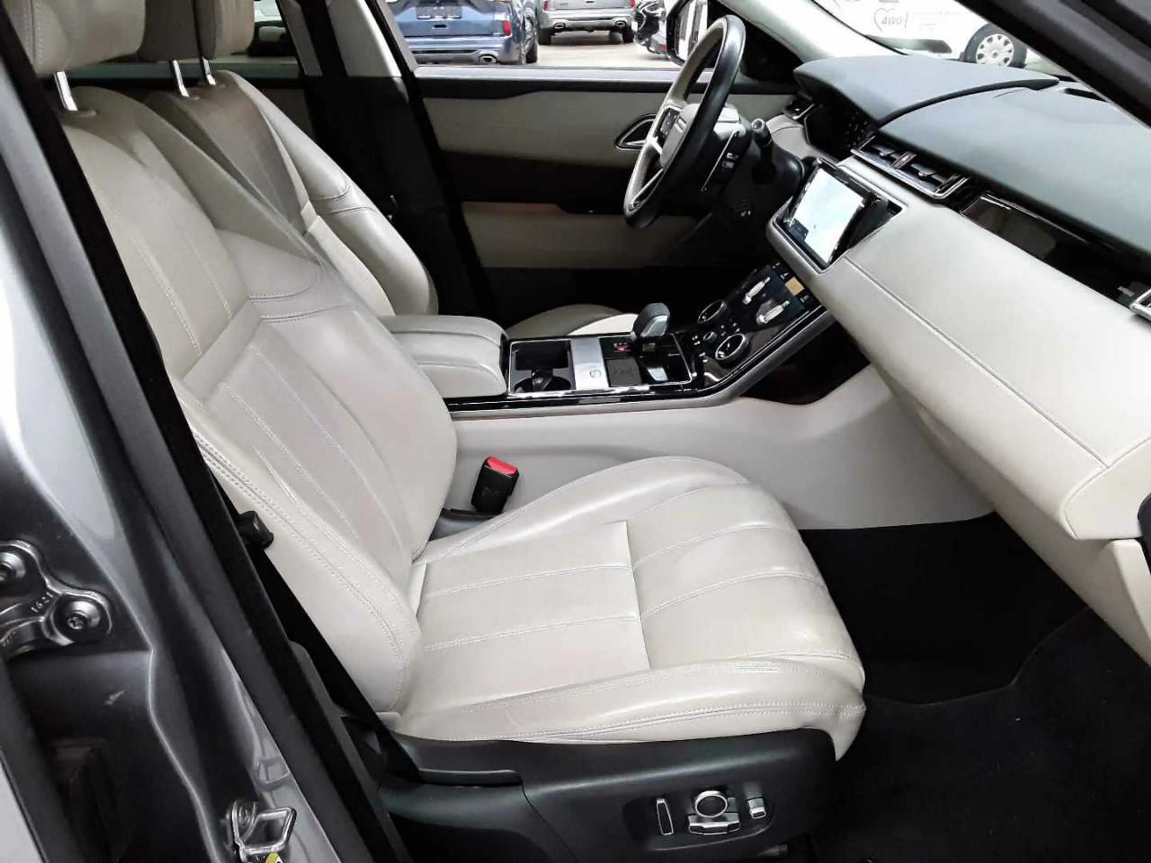 Land Rover Range Rover Velar Range Rover Velar P400e S Navi Pano — photo 8