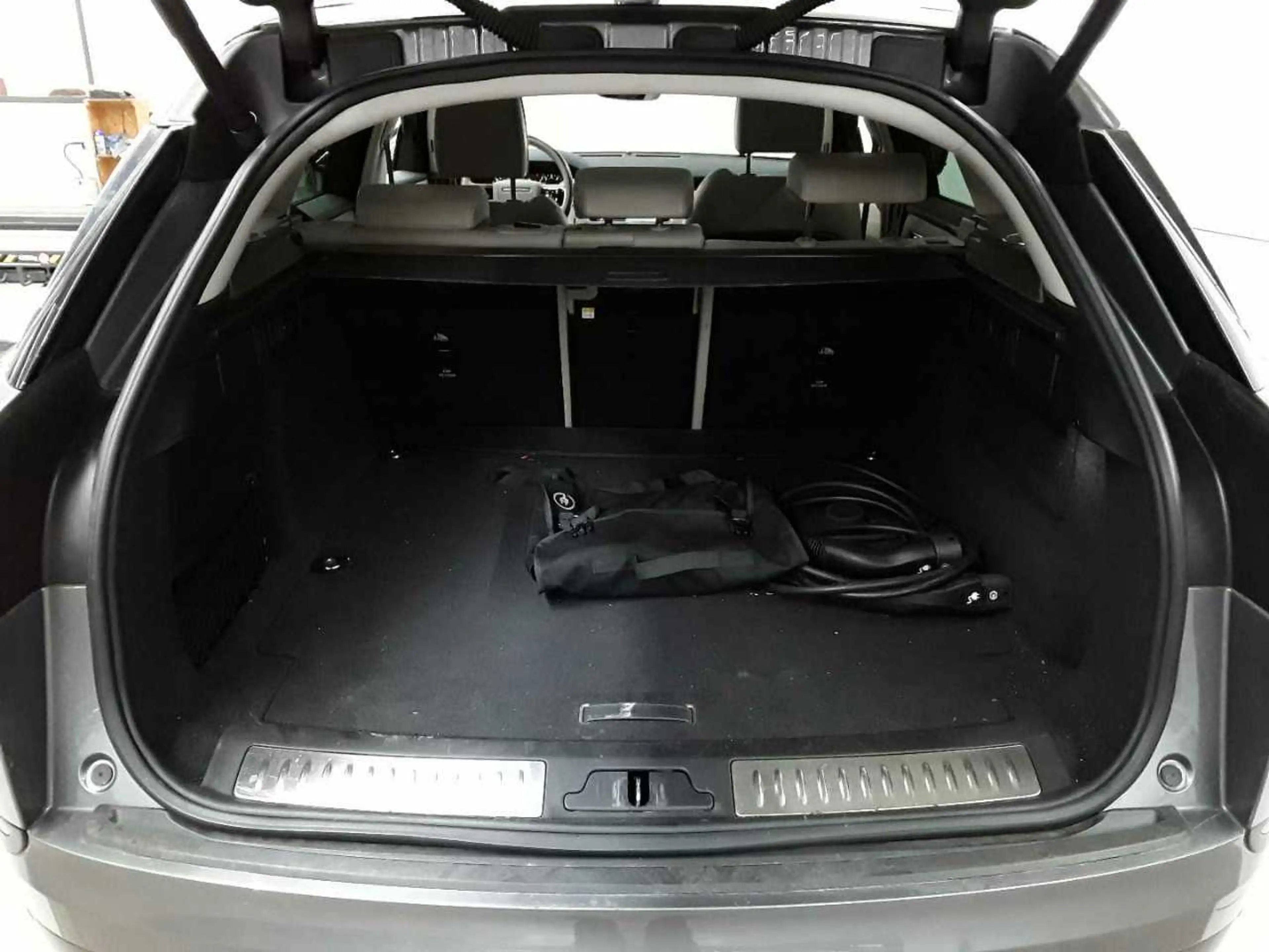 Land Rover Range Rover Velar Range Rover Velar P400e S Navi Pano — photo 15