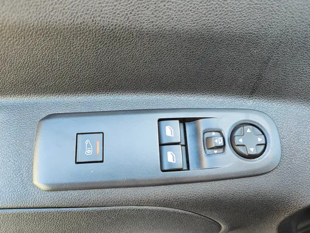 Opel Combo view 12
