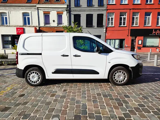 Opel Combo view 4