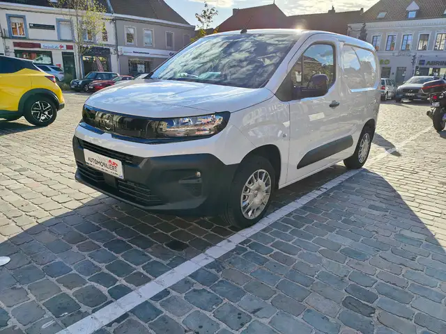 Opel Combo view 3