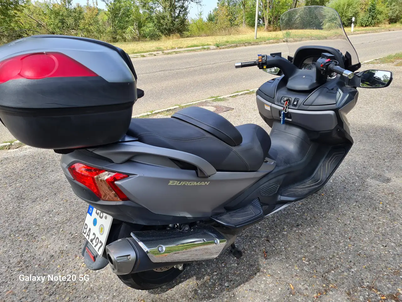 Suzuki Burgman 650