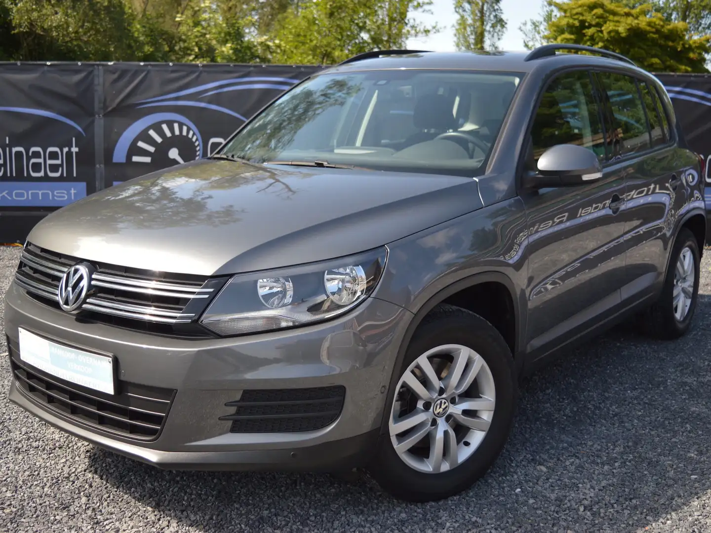 Volkswagen Tiguan 1.4 TSI Trendline, Airco, Pano dak + 12m Garantie Gris - 1