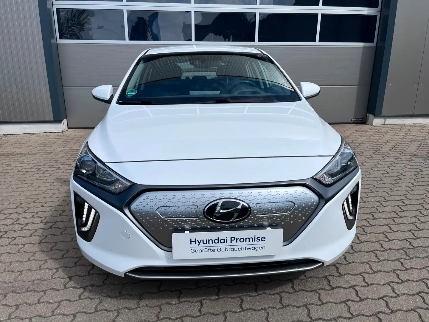 Hyundai IONIQ Trend Elektro Facelift *Navi*Smart-Key Blanco - 2