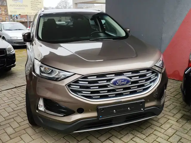 Ford Edge Titanium 4x4 Topausstattung Automatik