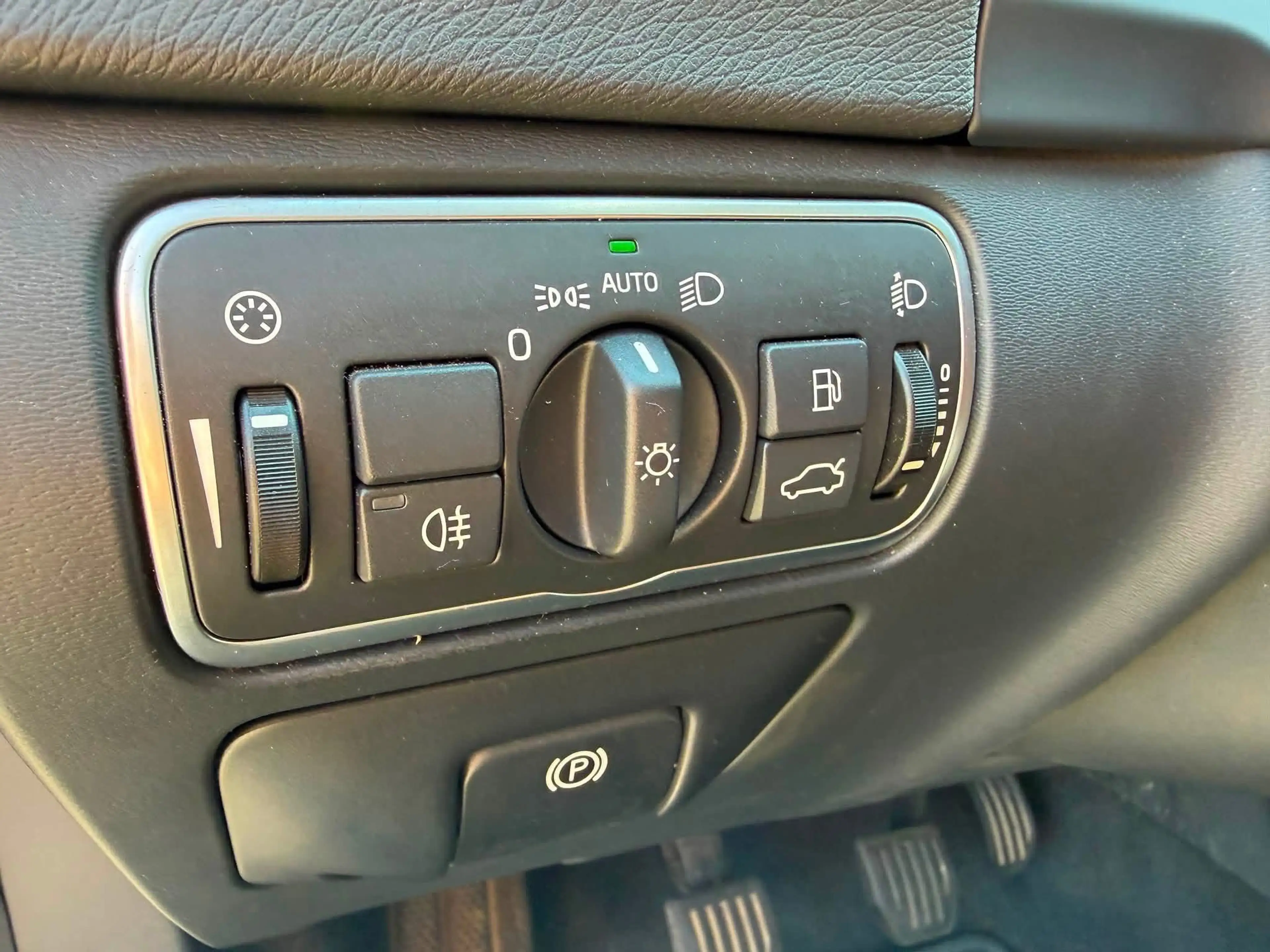 Volvo V60 Cross Country V60 Cross Country 2.0 D3 Kinetic — photo 20