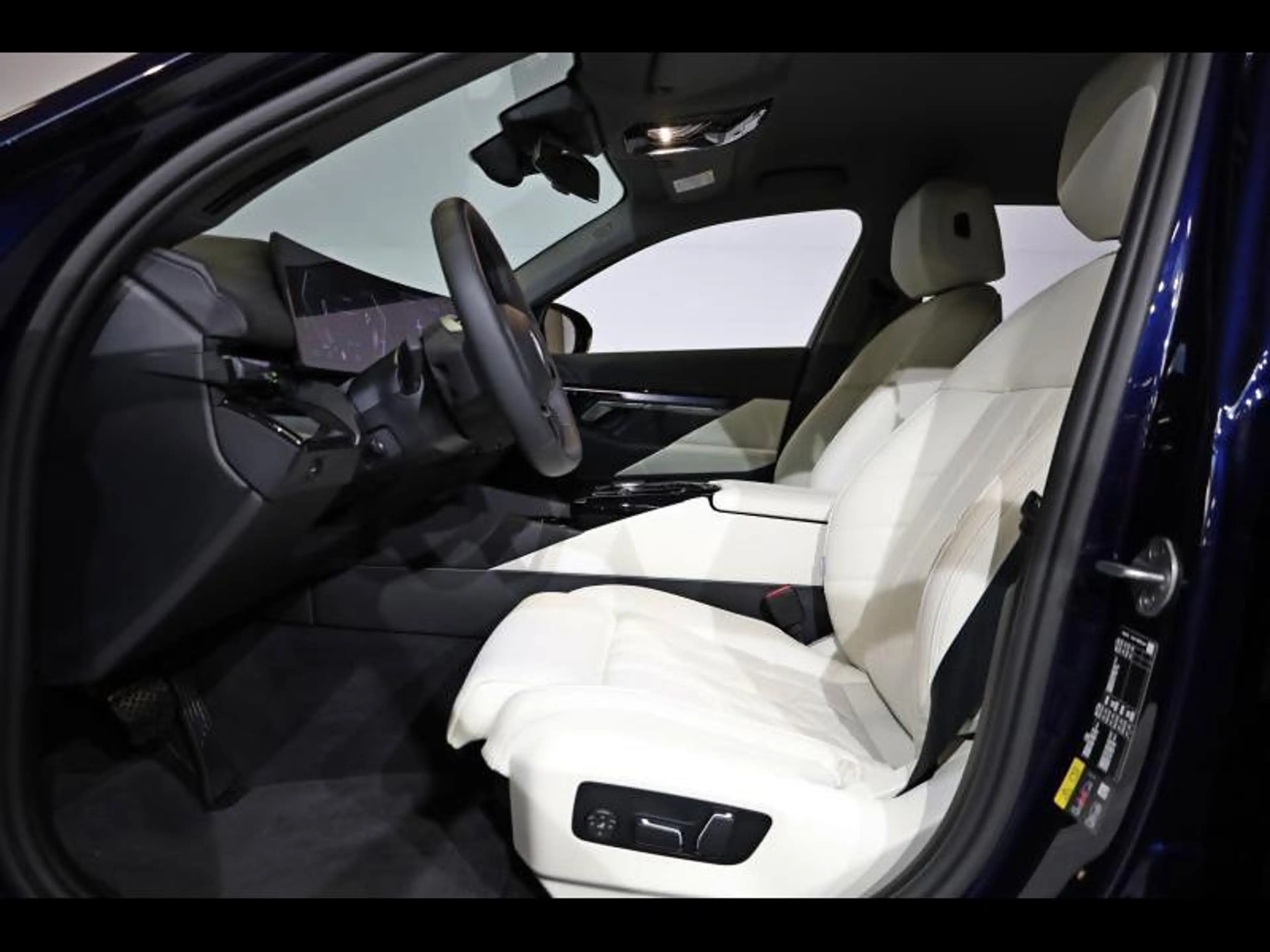 BMW i5 eDrive40 Touring — photo 7