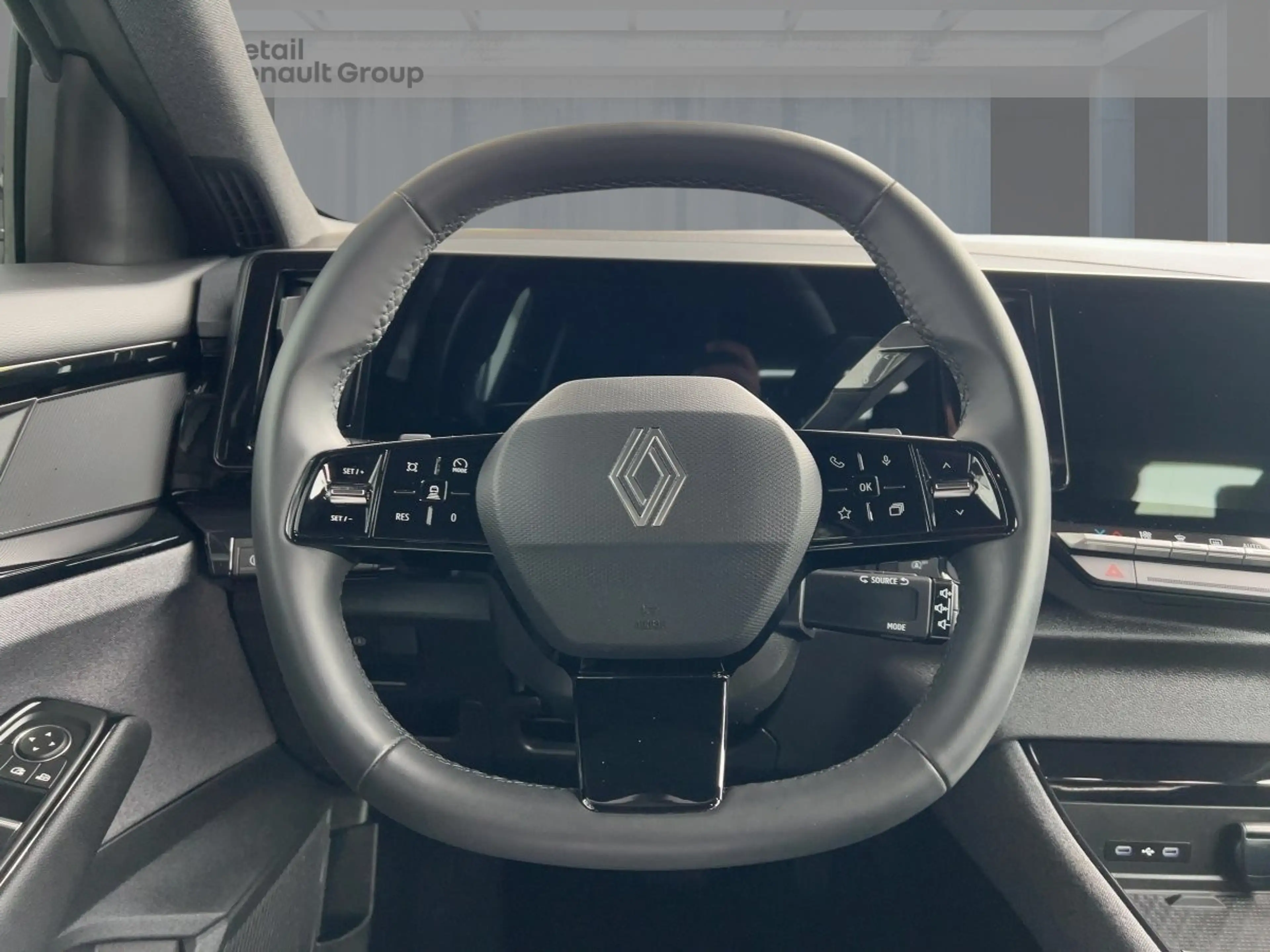Renault Austral Evolution Mild Hybrid 160 Automatik PDC BT — photo 11
