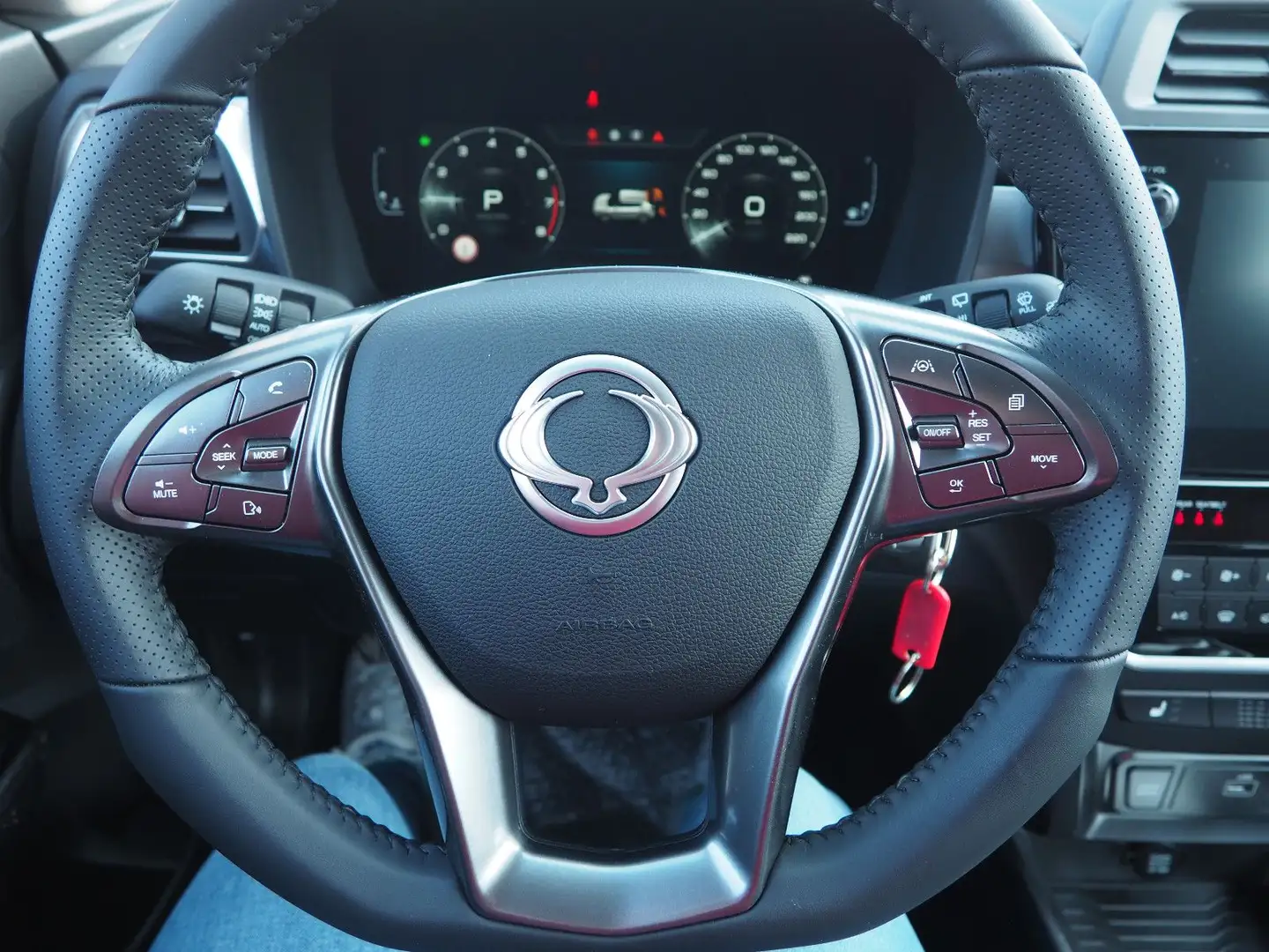 KGM Tivoli 1.5 MT 2WD Bliss RED Automatik Rot - 2