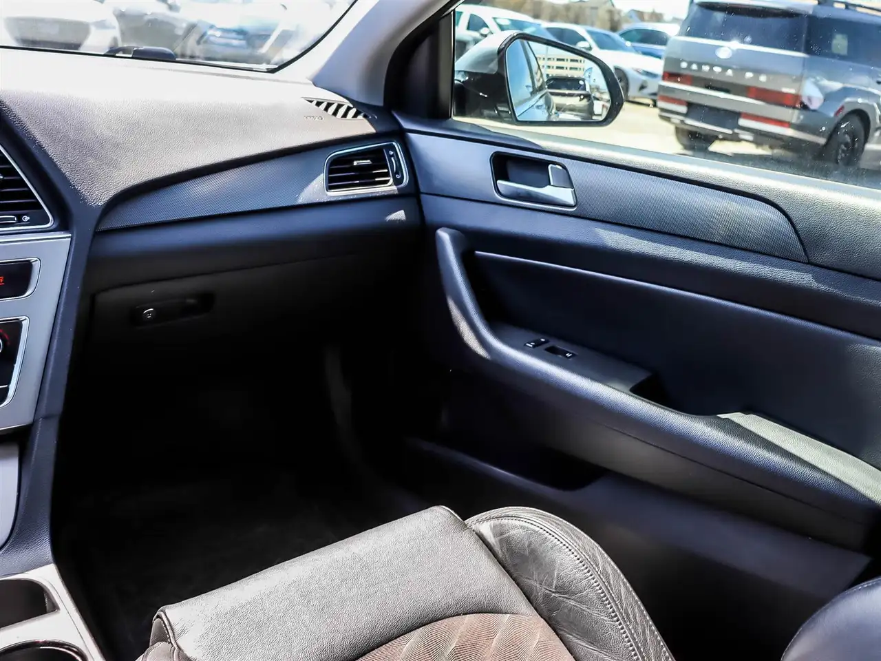 Hyundai SONATA снимка Hyundai SONATA
