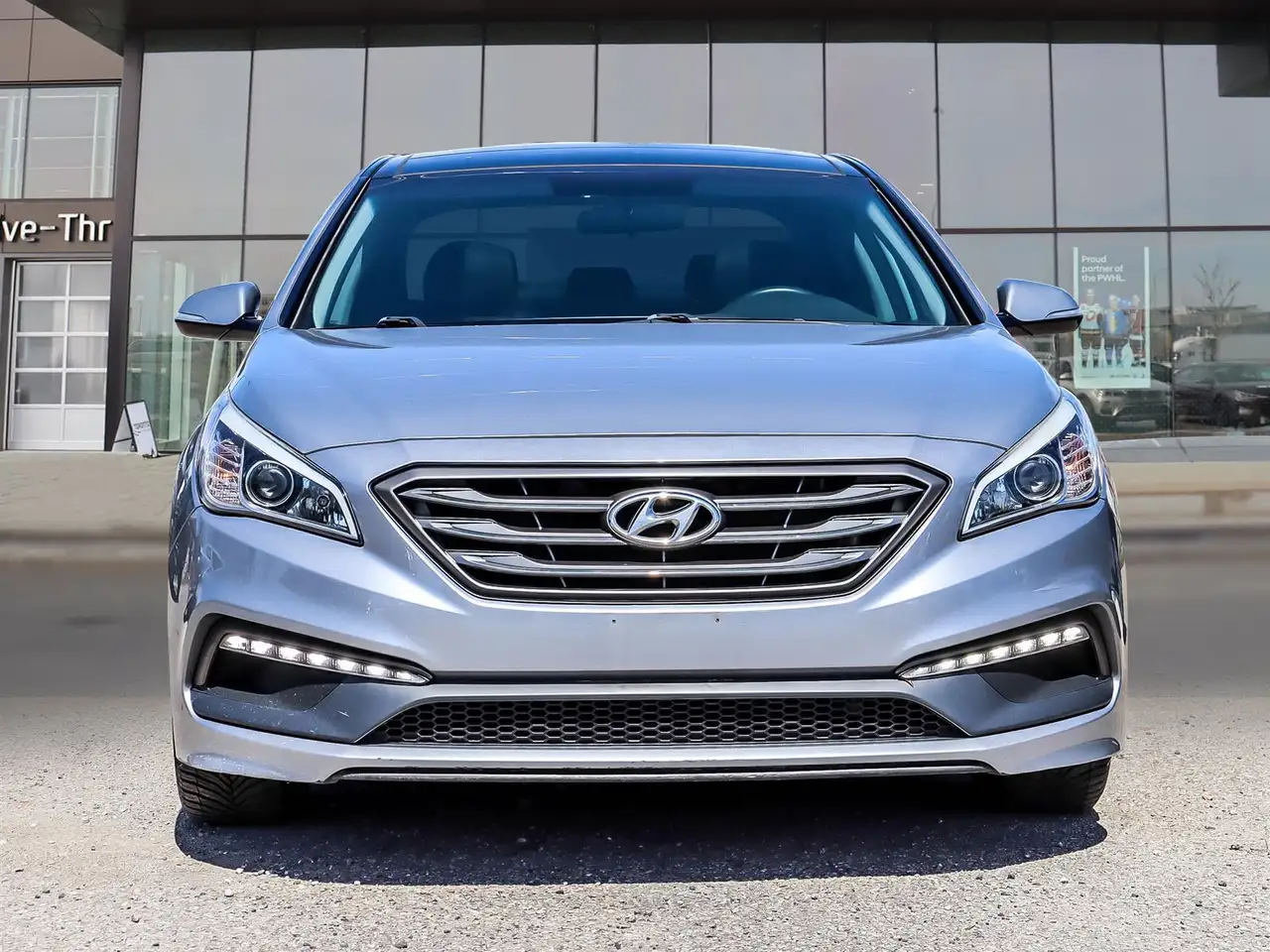 Hyundai SONATA снимка Hyundai SONATA