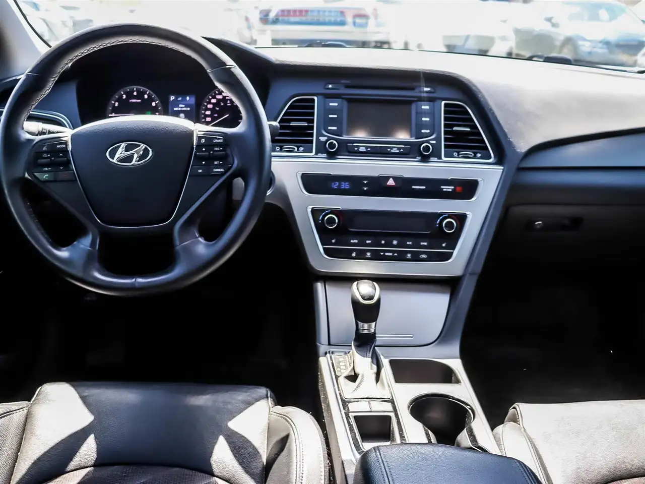 Hyundai SONATA снимка Hyundai SONATA