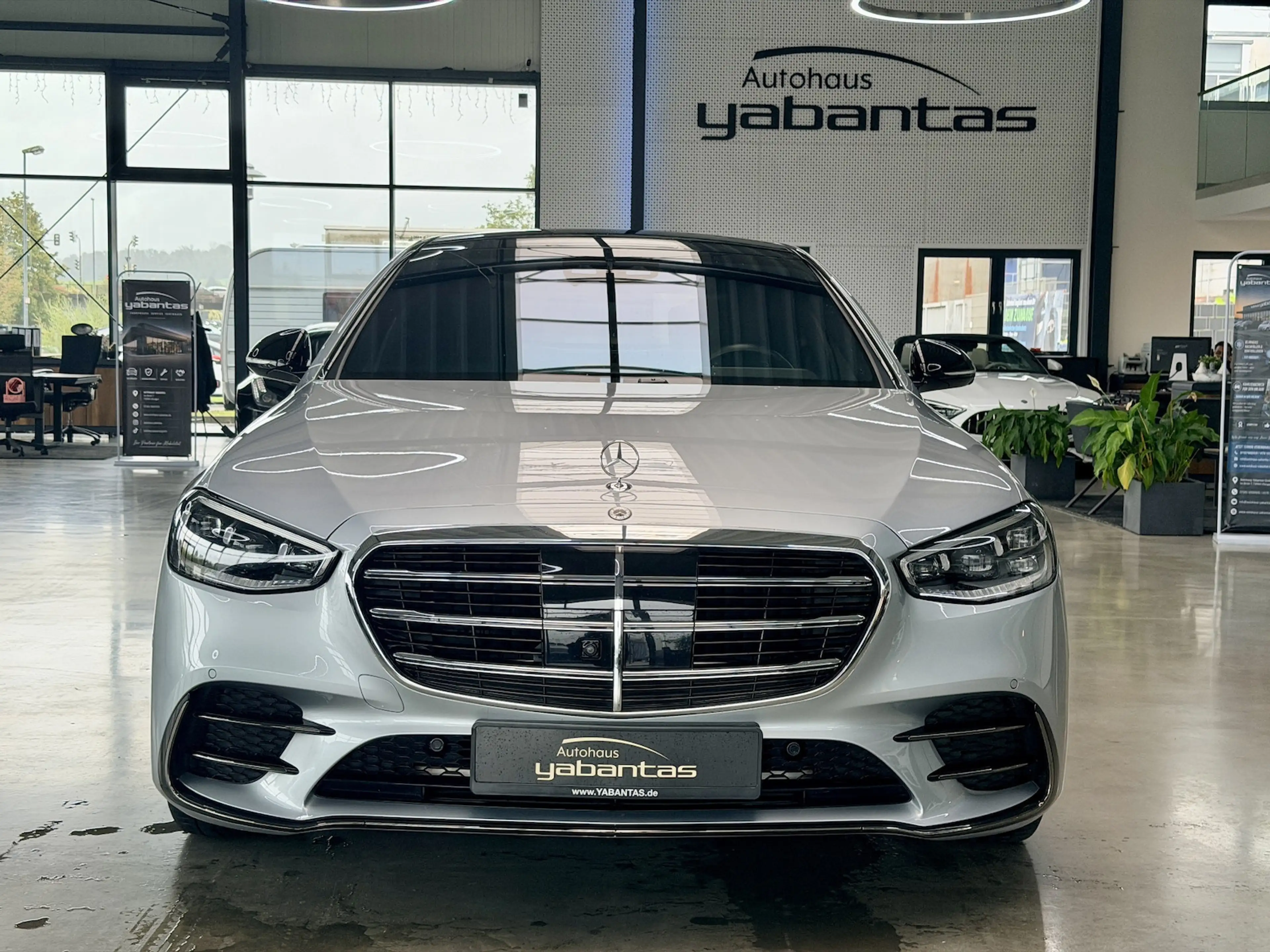 Mercedes-Benz S 580 e L AMG-LINE Night Keyless 360° Distronic HAL — photo 2