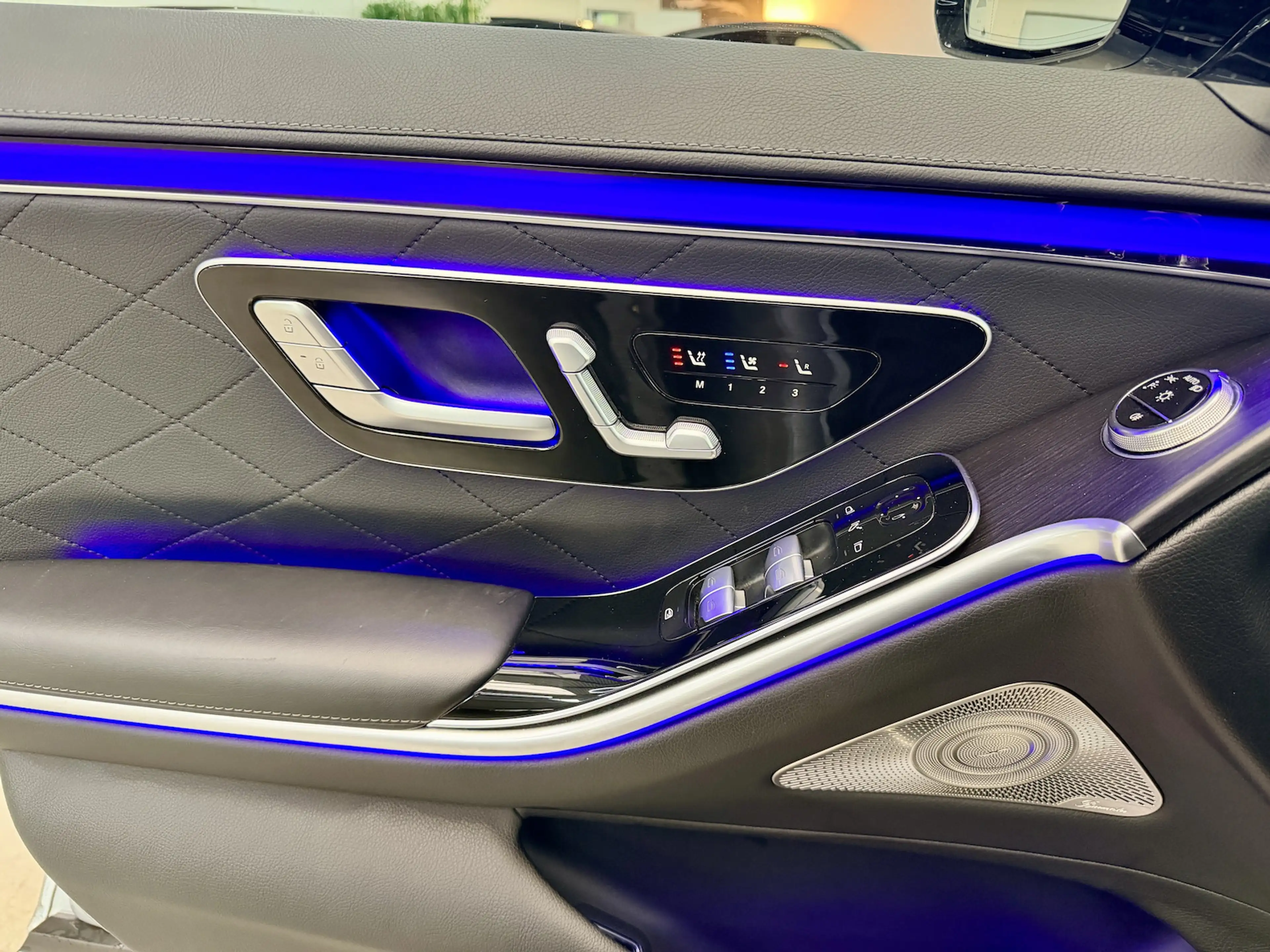 Mercedes-Benz S 580 e L AMG-LINE Night Keyless 360° Distronic HAL — photo 8