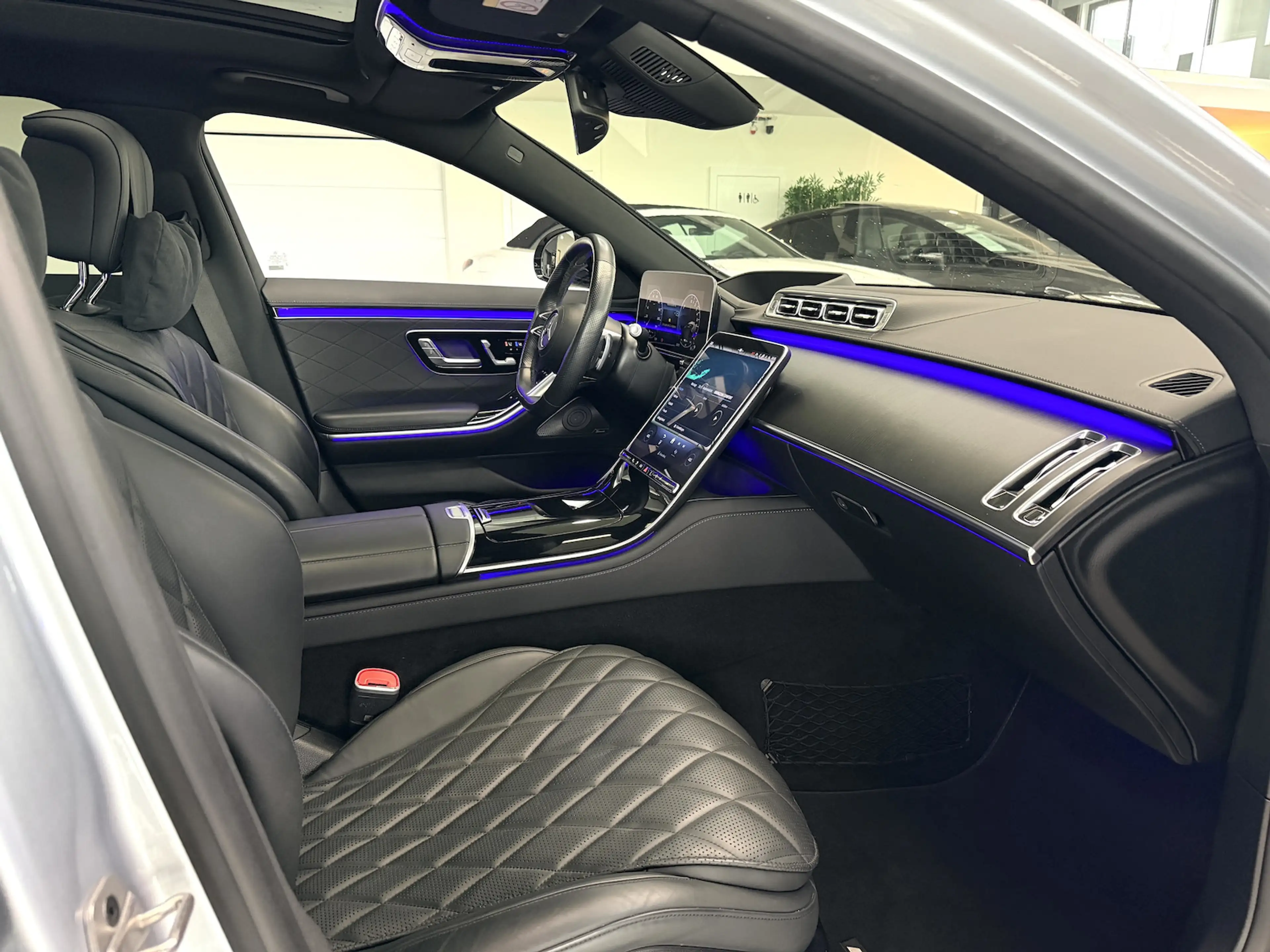 Mercedes-Benz S 580 e L AMG-LINE Night Keyless 360° Distronic HAL — photo 9