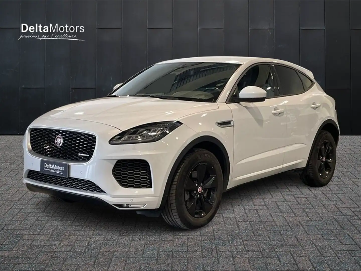 Jaguar E-Pace 2017 - E-Pace 2.0d i4 R-Dynamic awd 150cv auto my1 Weiß - 1