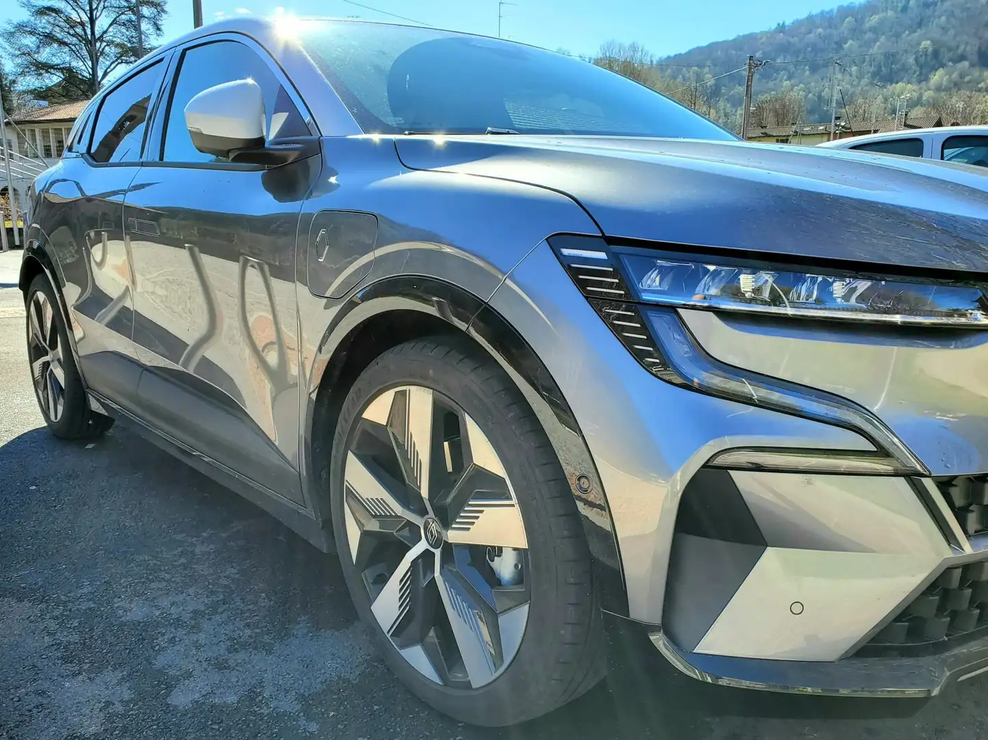 Renault Megane E-Tech techno EV60 220cv optimum charge Grau - 1