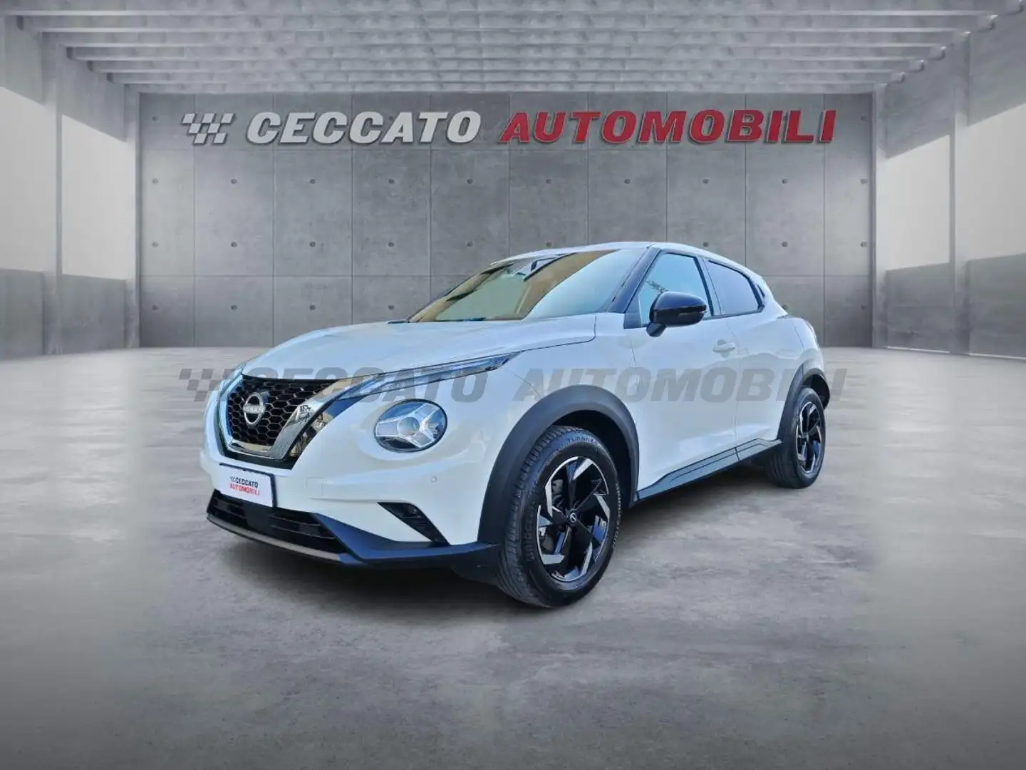 Nissan Juke Juke 1.0 dig-t N-Connecta 114cv Schwarz - 1