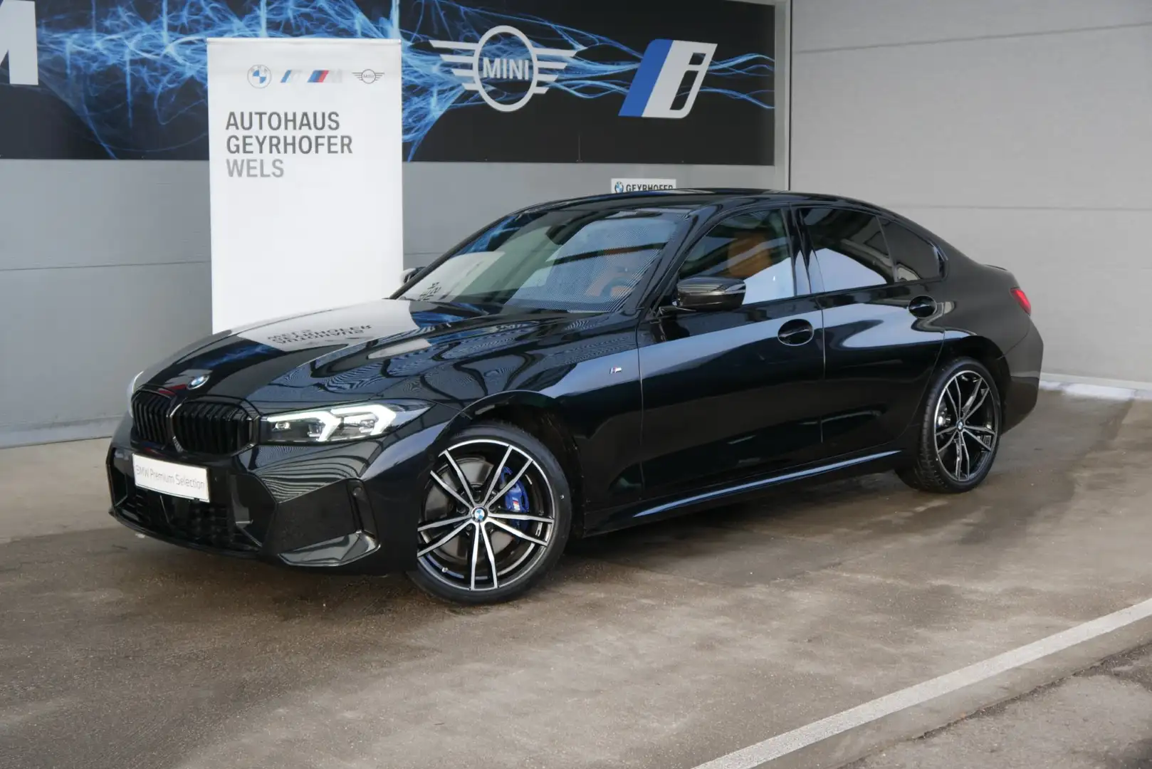 BMW 320 d xDrive *M-Paket/AHK/Navi-Pro/Lenkradhzg./HUD* Schwarz - 1