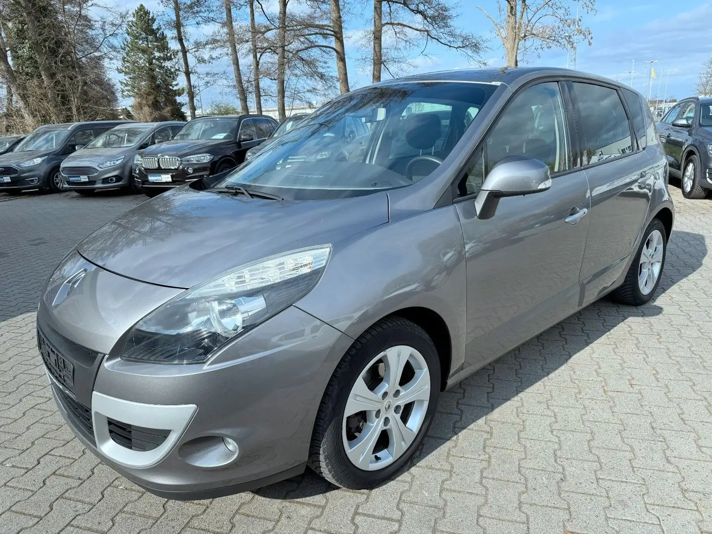 Renault Scenic III Dynamique Navi PDC Temp. Grau - 1