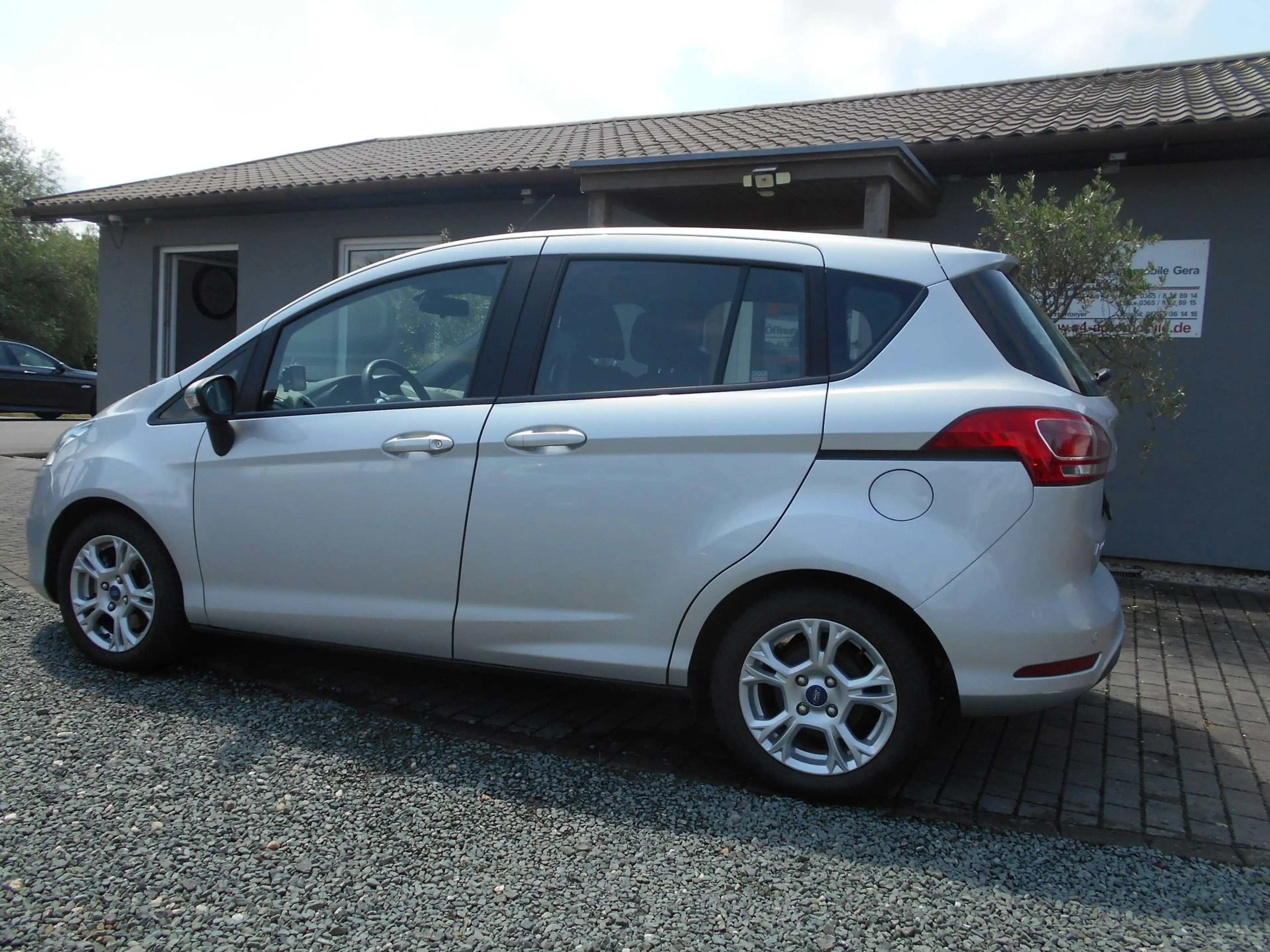 Ford B-Max B-MAX 1.0 EcoBoost Titanium — photo 3