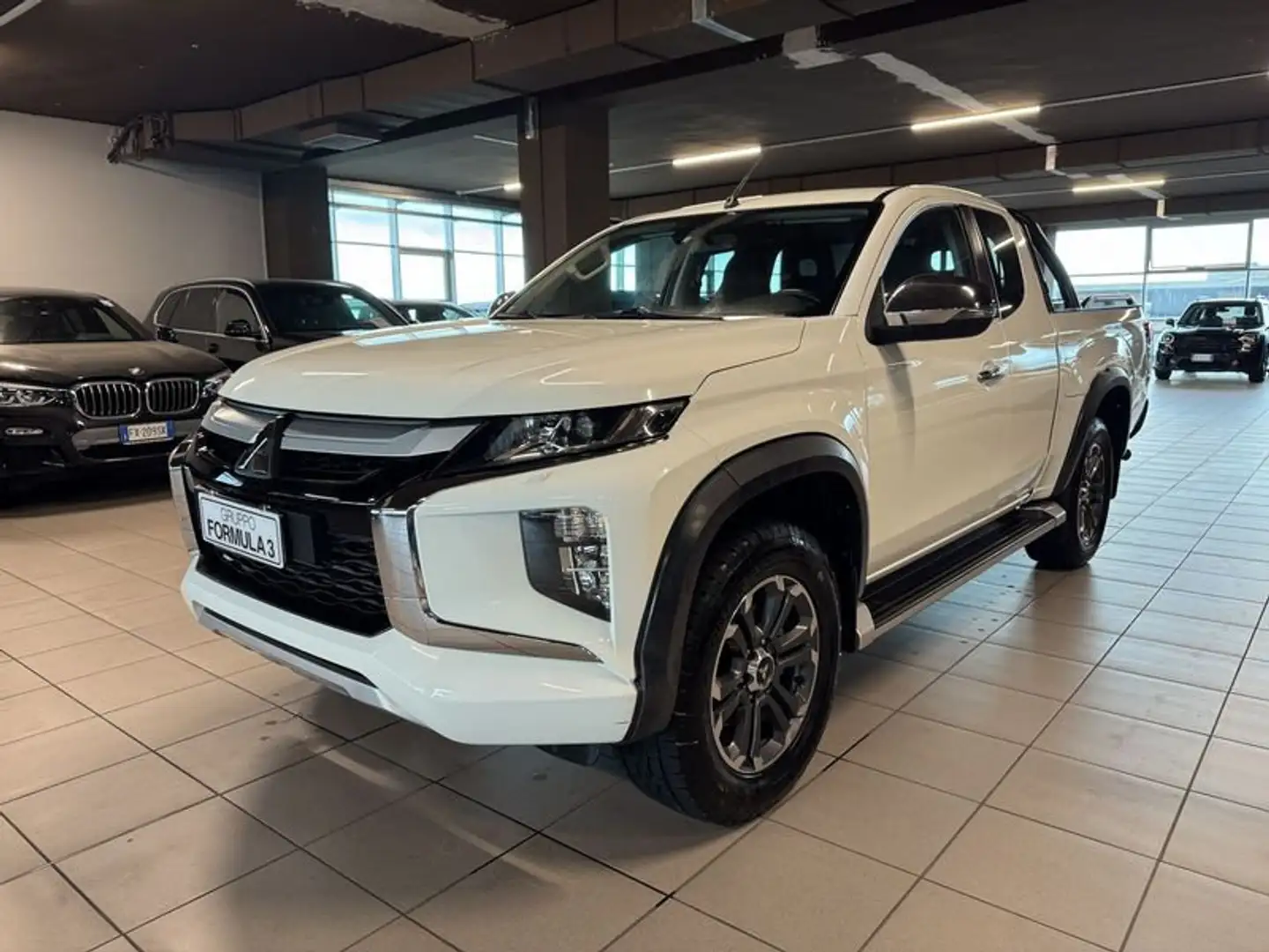 Mitsubishi L200 2.3 D Double Cab 4x4 Hurricane Bianco - 1