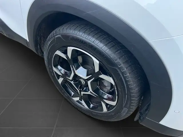 Citroen C5 Aircross view 8
