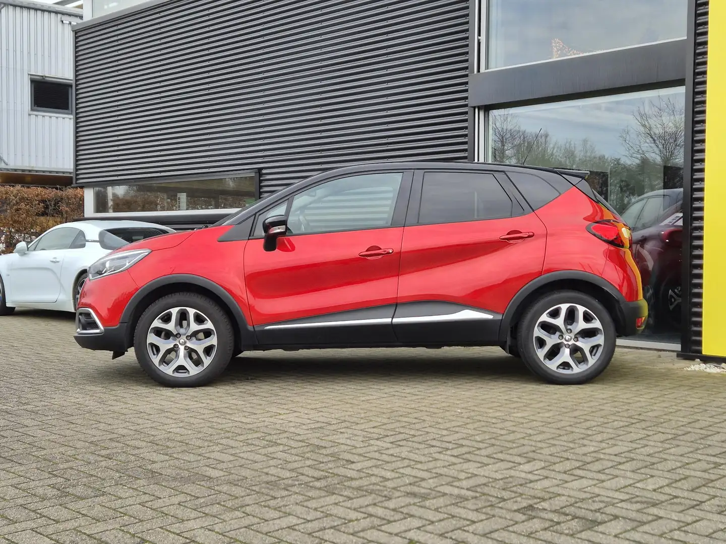 Renault Captur TCe 120 Xmod X-Mod, All Season banden, Camera, Tre Rouge - 2