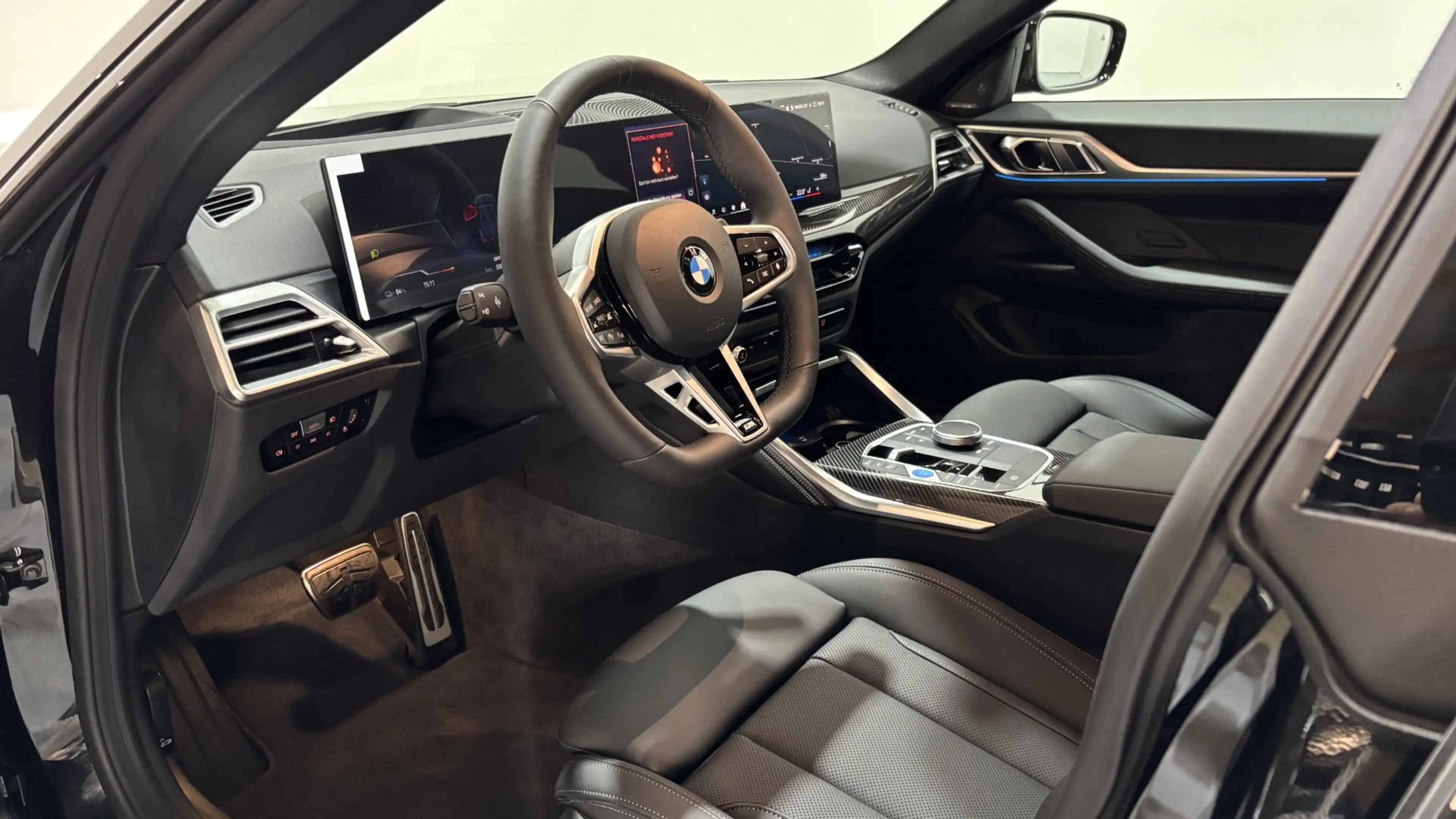 BMW i4 Gran Coupe xDrive40 — photo 6