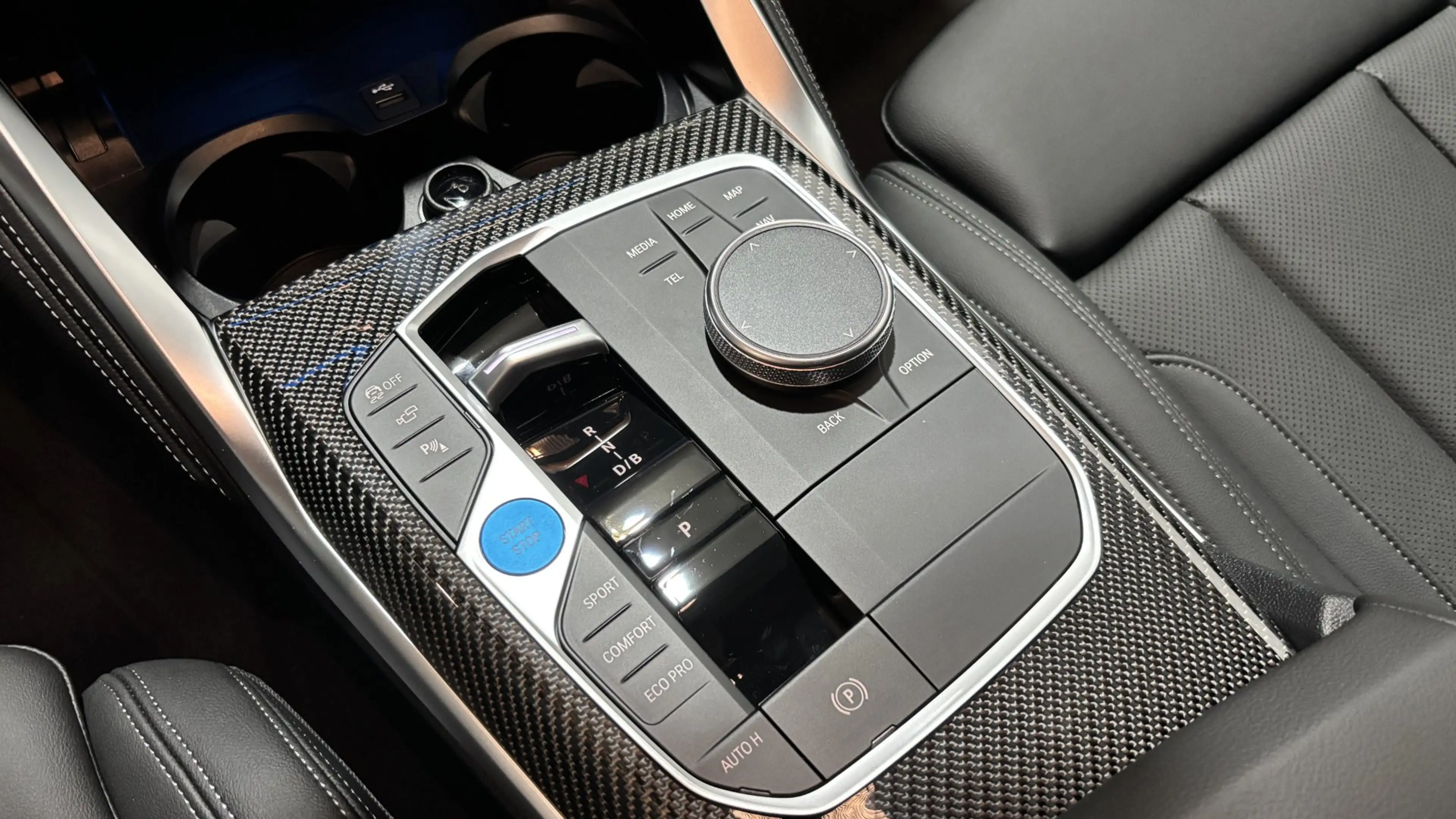 BMW i4 Gran Coupe xDrive40 — photo 10