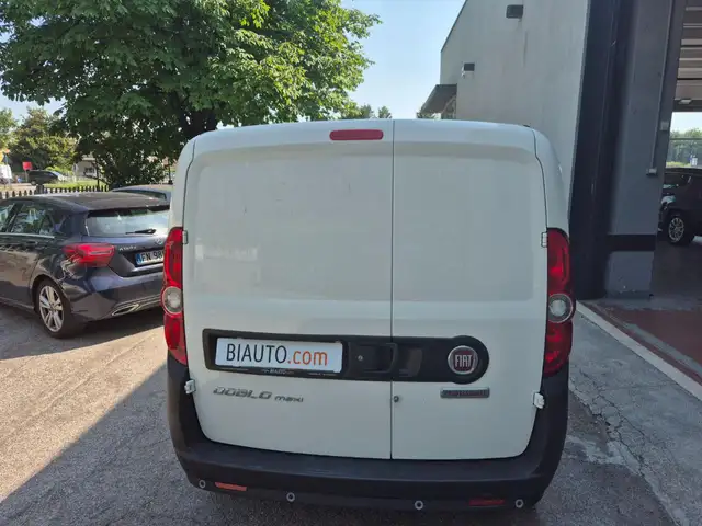 Fiat Doblo view 4