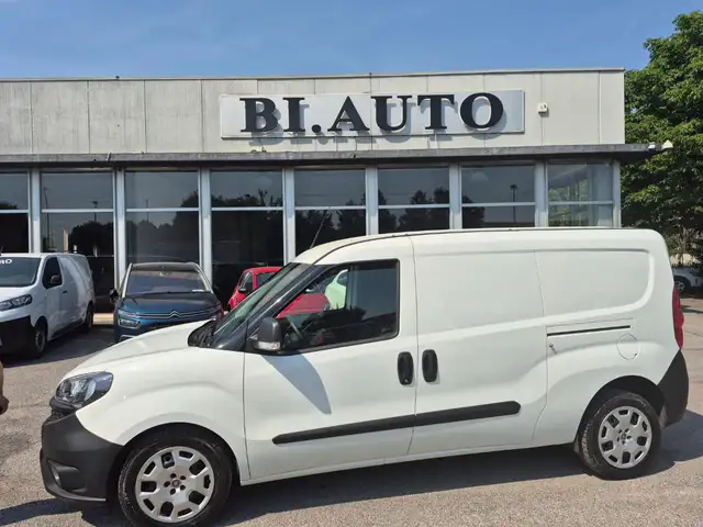 Fiat Doblo view 2