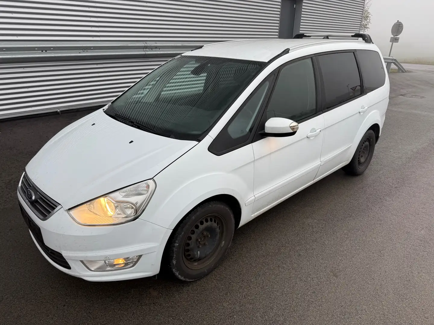Ford Galaxy Business Plus 2,0 TDCi ID:16 Weiß - 1