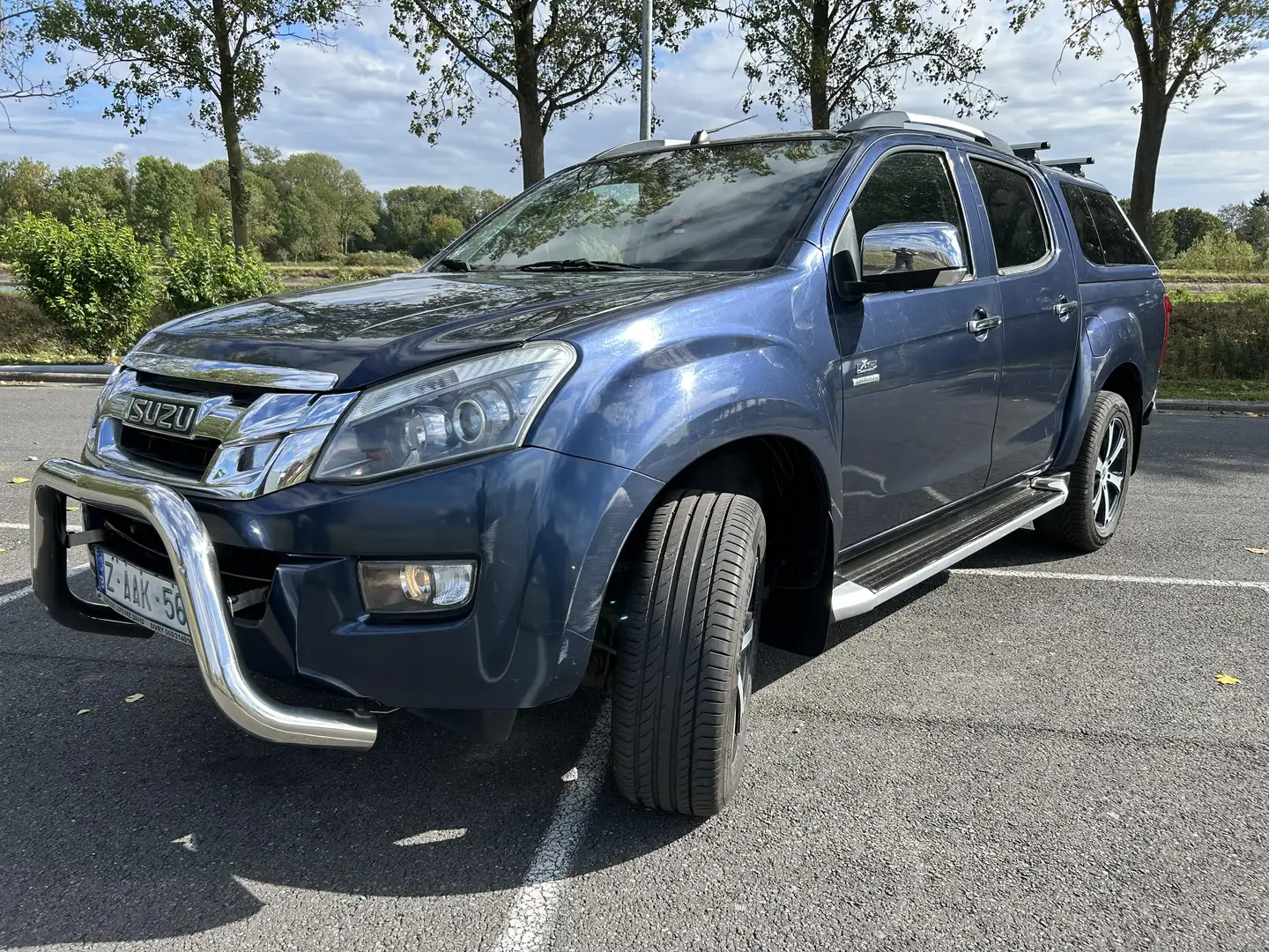Isuzu D-Max 2.5 Turbo Di 4WD LSX Generation Hard.+GD - 2