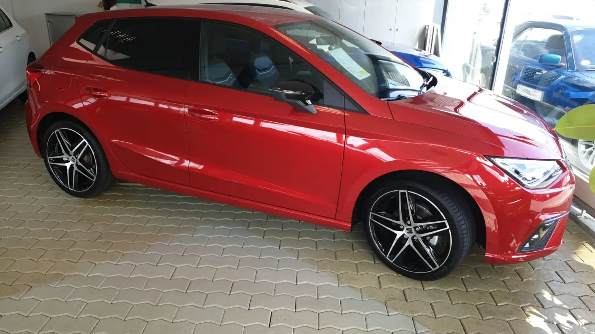 SEAT Ibiza FR Rot - 1