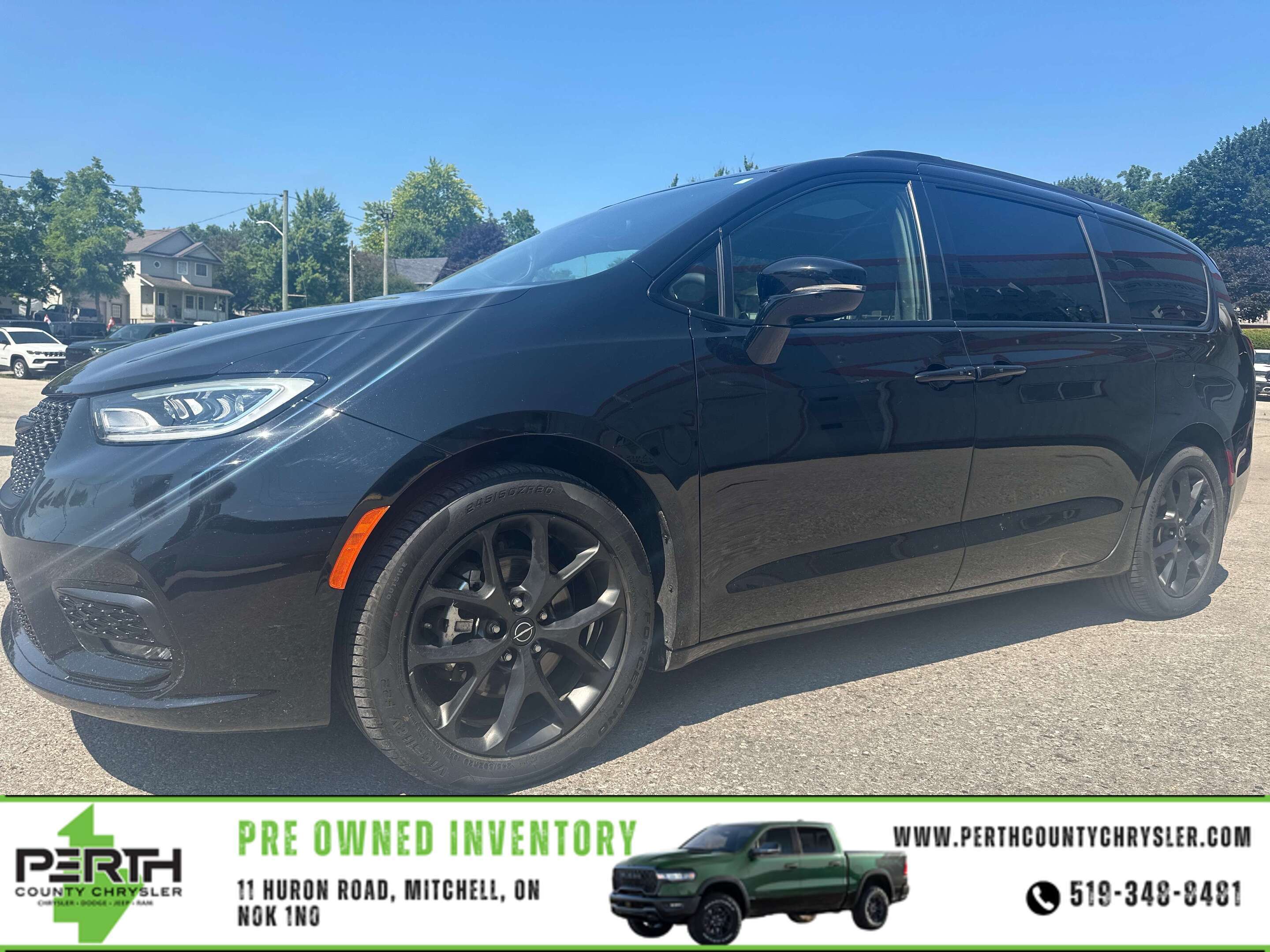 2025 Chrysler Pacifica Limited FWD