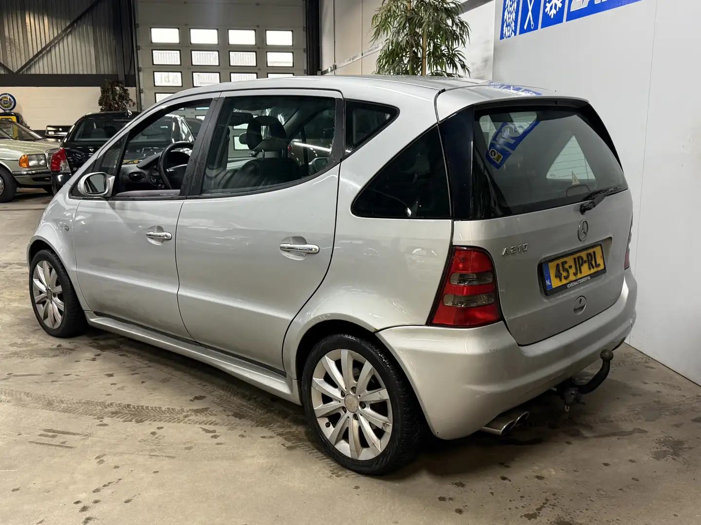 Mercedes-Benz A 210 Evolution Avantgarde Lang Zo mee APK tot 04-03-202 Grau - 2