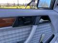 Mercedes-Benz 500 200-500 (W124) Combi 250 TD - W124 - 52.000 km !! Silber - thumbnail 19