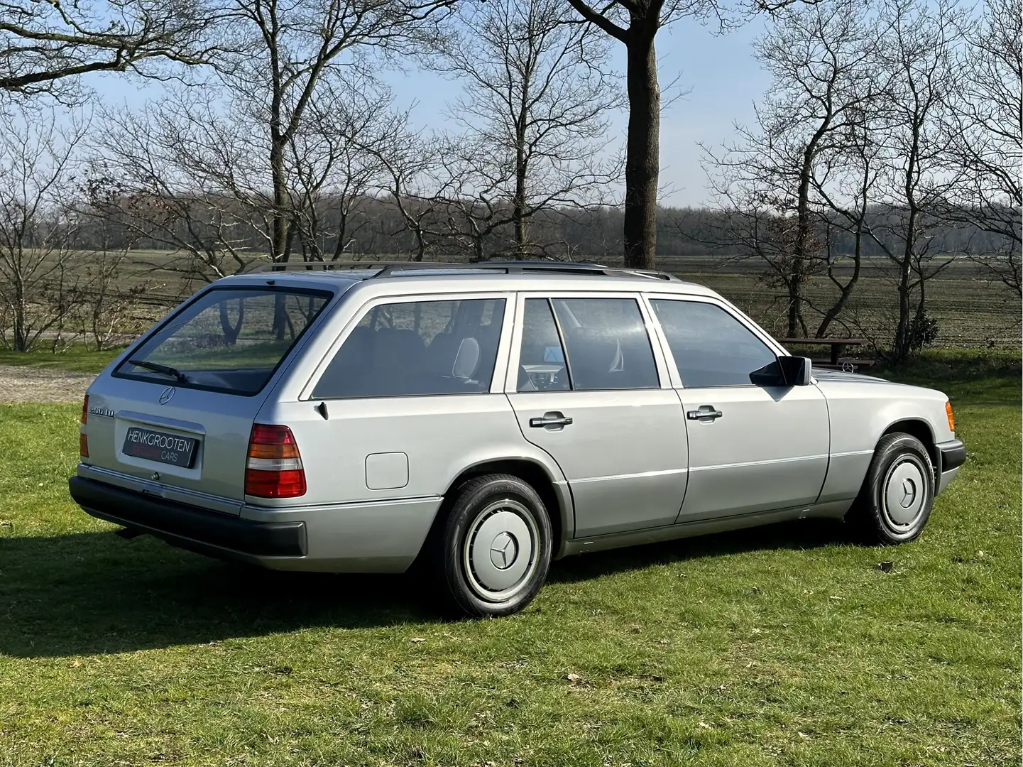 Mercedes-Benz 500 200-500 (W124) Combi 250 TD - W124 - 52.000 km !! Silver - 2