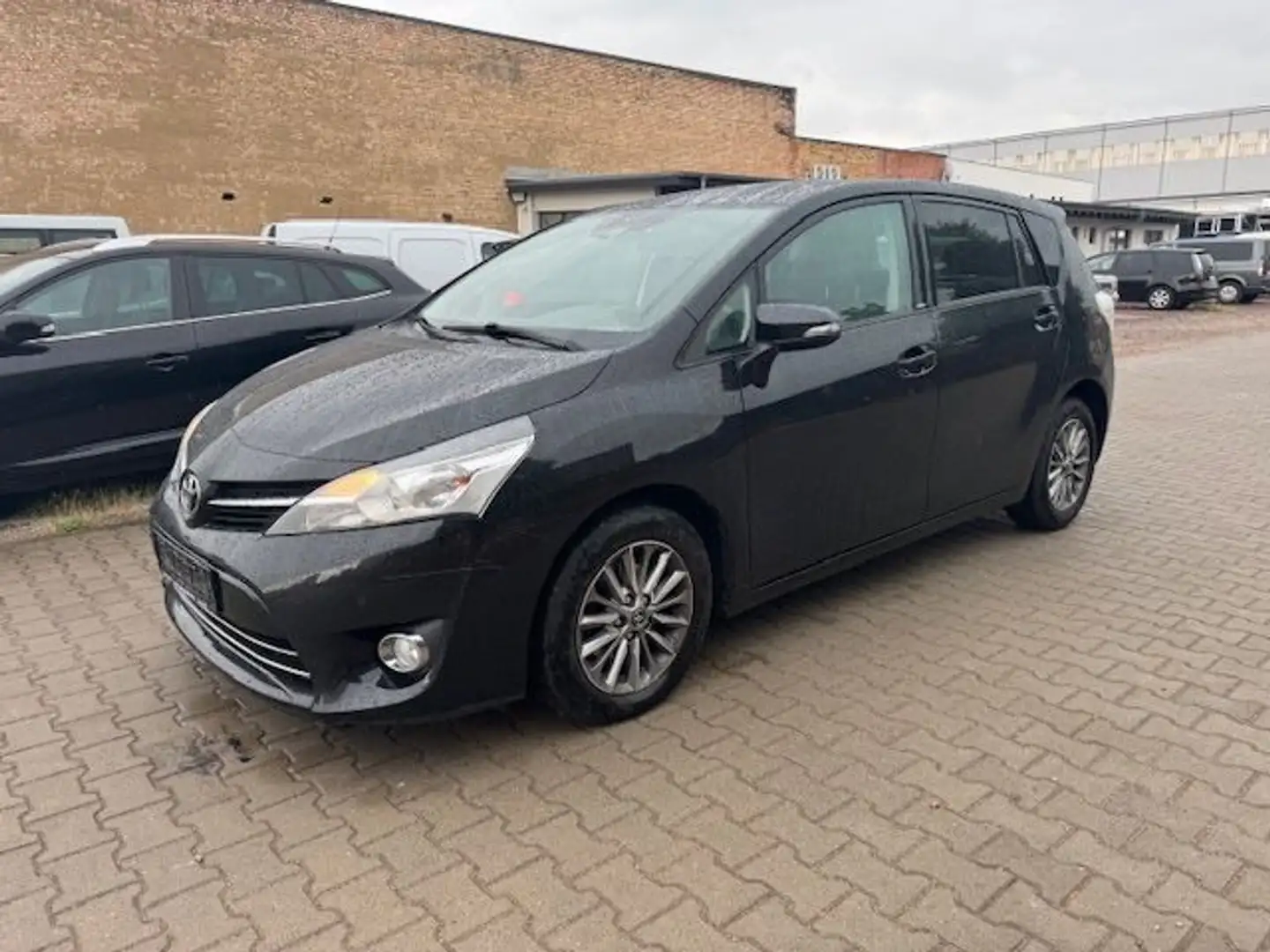 Toyota Verso 1.6 D-4D Edition-S*7Sitze*Navi*Kamera* Schwarz - 1