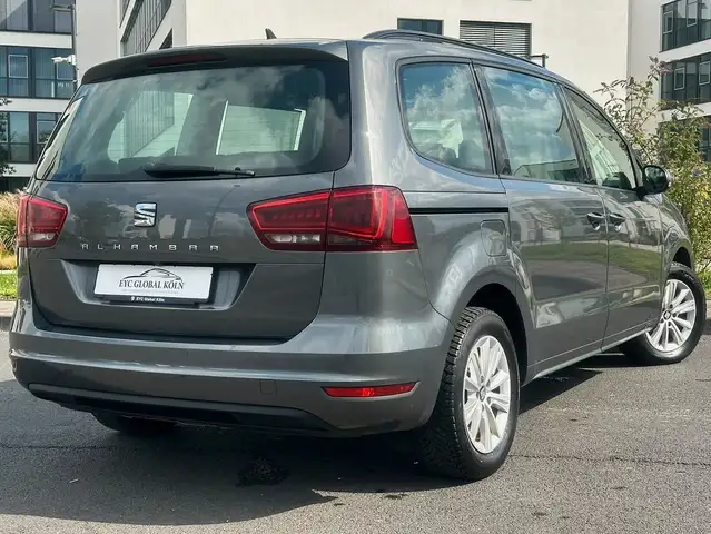 SEAT Alhambra view 3