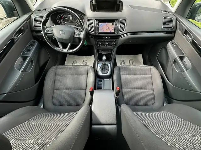SEAT Alhambra view 11