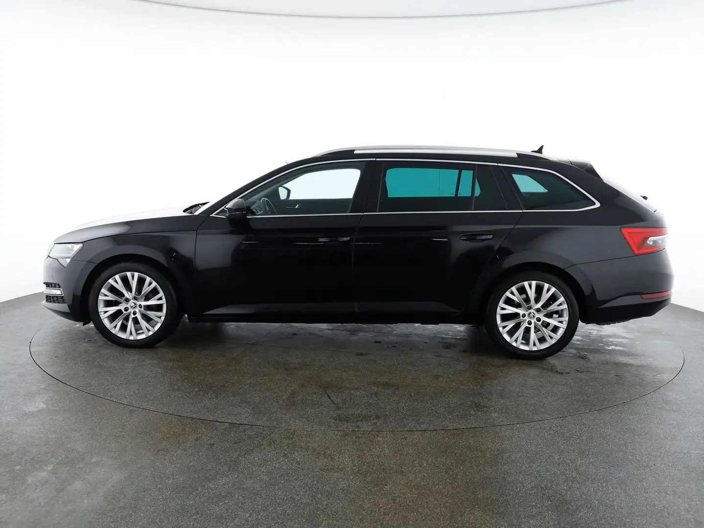 Skoda Superb 4x4 Style TDI DSG Schwarz - 2