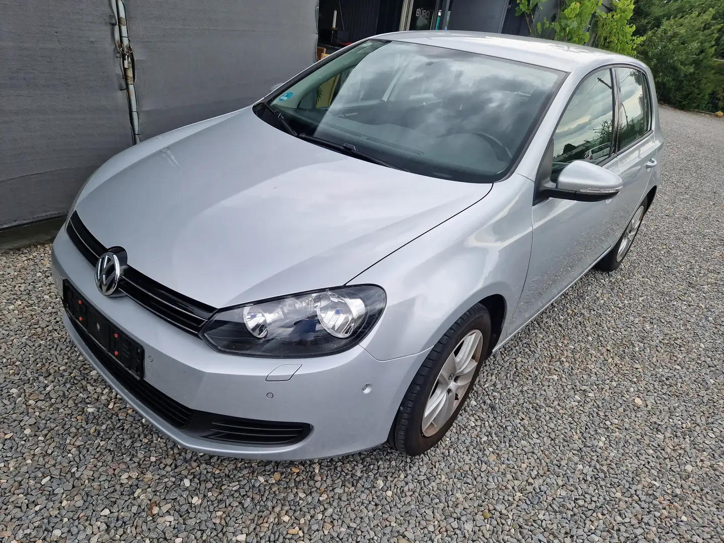 Volkswagen Golf Comfortline, KLIMA, NAVI, Garagenwagen Grau - 1